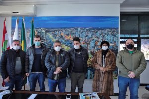 Vereadores de Pato Branco visitam Chapecó