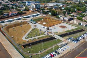 Moradores do S&atilde;o Pedro celebram a Pra&ccedil;a da Fam&iacute;lia 