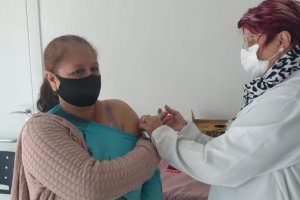 Segue vacinação para professores da educação infantil e especial