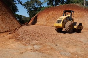 Cronograma semanal de a&ccedil;&otilde;es de infraestrutura nos Bairros, Interior e Escolas do Munic&iacute;pio