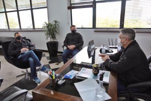 Prefeito e vice de Serra Alta visitam prefeito de Chapec&oacute;