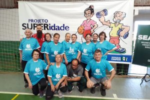 Jogos da Superidade movimentam idosos de Chapecó