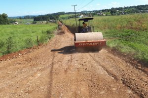 Cronograma semanal de a&ccedil;&otilde;es de infraestrutura nos Bairros, Interior e Escolas do Munic&iacute;pio