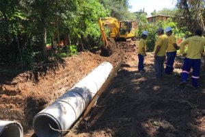 Nova tubula&ccedil;&atilde;o vai melhorar escoamento de &aacute;gua no Bairro Efapi