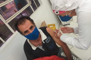 Catadores e trabalhadores da limpeza urbana receberam imunização