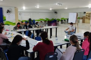Vacinadores de Chapecó receberam capacitação