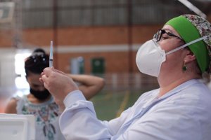 Chapec&oacute; tem segundas doses de vacina garantidas