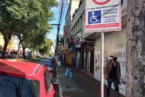 SEDEMOB orienta sobre o uso de vagas especiais