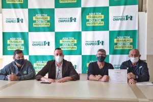 Professor e técnico de Voleibol de Chapecó é homenageado