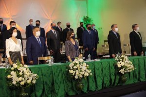 Empossados prefeito, vice e vereadores de Chapec&oacute;