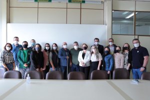 Funda&ccedil;&atilde;o Catarinense de Educa&ccedil;&atilde;o Especial faz reuni&atilde;o na Prefeitura de Chapec&oacute;