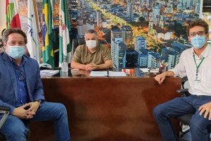 Ibama e Administração tratam de área de piscicultura em Chapecó