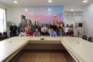 Comitiva do Acre visita Chapec&oacute; e regi&atilde;o para conferir modelo de desenvolvimento