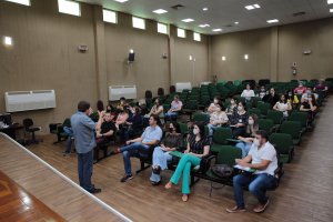 Administra&ccedil;&atilde;o de Chapec&oacute; capacita servidores para o atendimento