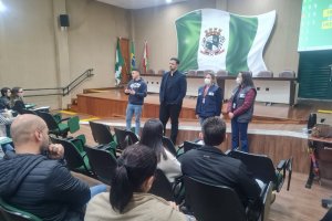 Sa&uacute;de e CAI tratam de qualifica&ccedil;&atilde;o no atendimento aos imigrantes