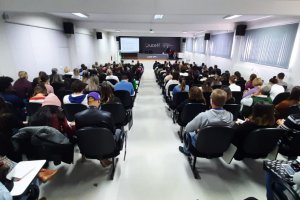 Sa&uacute;de de Chapec&oacute; capacita servidores sobre var&iacute;ola dos macacos