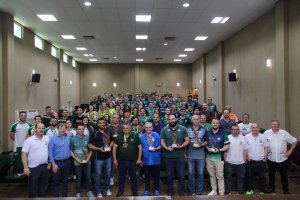 Prefeitura e Funda&ccedil;&atilde;o de Esporte fazem homenagem aos atletas premiados nos JASC