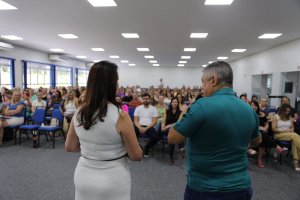 Rede Municipal de Ensino de Chapec&oacute; recebe R$ 2,46 milh&otilde;es em equipamentos