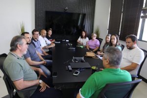 Prefeito recebe nova diretoria do Chapec&oacute; Convention & Visitors Bureau