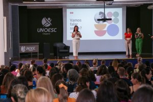 Rede Municipal de Educa&ccedil;&atilde;o oferece forma&ccedil;&atilde;o continuada aos professores