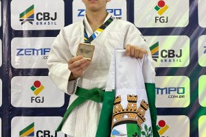 Atletas de jud&ocirc; conquistam tr&ecirc;s medalhas na Regional Sul do Brasileiro