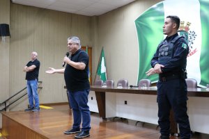 Vigias e Guardas Municipais ser&atilde;o remanejados para escolas e creches de Chapec&oacute;
