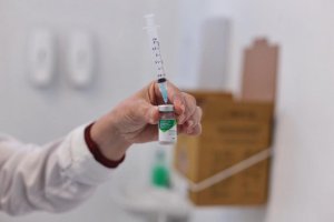 Campanha de vacina&ccedil;&atilde;o em Chapec&oacute; tem estrat&eacute;gias para atender a popula&ccedil;&atilde;o