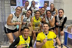Voleibol de Chapec&oacute; fica em segundo lugar em competi&ccedil;&atilde;o no RS