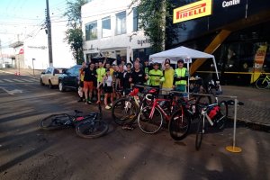 Associa&ccedil;&atilde;o de Triathlon do Velho Oeste participa do Pedala Chapec&oacute;