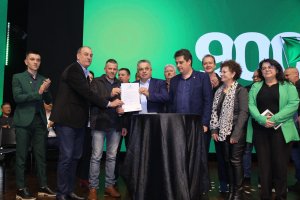 Administra&ccedil;&atilde;o Municipal comemora 900 dias de gest&atilde;o com pacote de R$ 105 milh&otilde;es em obra