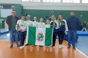 Gin&aacute;stica Art&iacute;stica &eacute; vice-campe&atilde; dos Joguinhos Abertos de SC