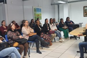 Capacita&ccedil;&atilde;o sobre Programa Nacional de Imuniza&ccedil;&atilde;o &eacute; realizada em Chapec&oacute;