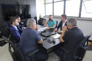 Simplifica Chapec&oacute; e Jucesc tratam de parceria para reduzir tempo de abertura de empresas