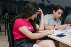 Secretaria de Educa&ccedil;&atilde;o oferece treinamento para estudantes