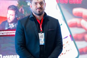 Acelerar os resultados com a internet &eacute; o foco da V4 Company