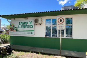 Alunos do Oportuniza Chapec&oacute; pintam espa&ccedil;o p&uacute;blico