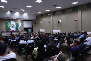Prefeitura entrega mais 82 certid&otilde;es de regulariza&ccedil;&atilde;o fundi&aacute;ria