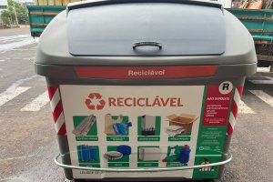 Prefeitura instala novo contêiner de lixo para teste