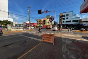 Sem&aacute;foros de Chapec&oacute; passam por altera&ccedil;&atilde;o de tempo e convers&otilde;es