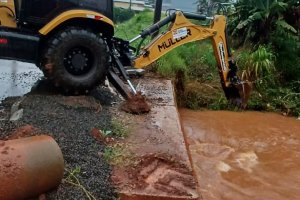 Prefeitura e Defesa Civil atuam no atendimento &agrave;s ocorr&ecirc;ncias da chuva