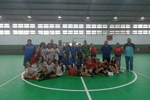 T&iacute;tulo do futsal feminino dos JESC 12 a 14 anos fica com a EEB Zitta Flach