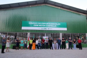 Prefeitura inaugura gin&aacute;sio da EBM Neiva Costella