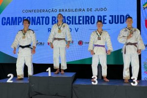 Guilherme Tomaz vence e sobe ao pódio do Campeonato Brasileiro de Judô