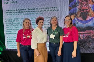 Prefeita em exerc&iacute;cio destaca crescimento da Feira do Livro de Chapec&oacute;