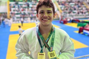 Jud&ocirc; de Chapec&oacute; conquista 15 medalhas no estadual e Copa APAJ