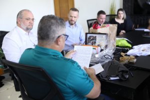 Moradores do Vale do Taquari agradecem a&ccedil;&atilde;o de Chapec&oacute; em Arroio do Meio