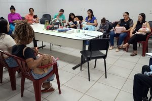 Introdu&ccedil;&atilde;o alimentar &eacute; tema de estudo no Grupo de Puericultura no Centro de Sa&uacute;de da Fam&iacute;lia Efapi