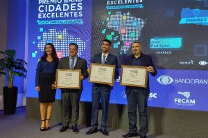 Sa&uacute;de de Chapec&oacute; &eacute; premiada como a melhor em SC