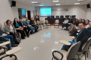 CEREST Regional de Chapec&oacute; participou de capacita&ccedil;&atilde;o sobre preven&ccedil;&atilde;o de acidentes com am&ocirc;nia