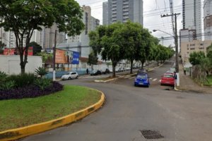 Mudan&ccedil;a de tr&acirc;nsito na Feira da rua Clevel&acirc;ndia